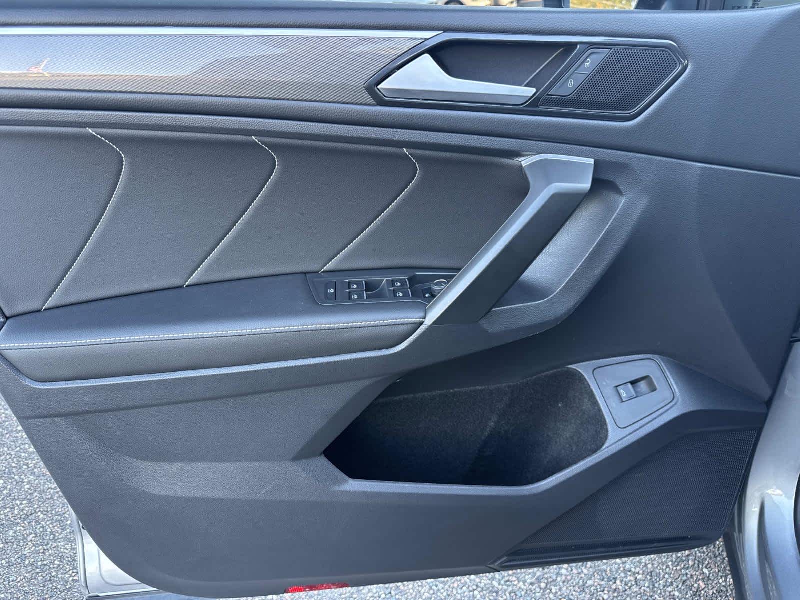 2024 Volkswagen Tiguan 2.0T SE R-Line Black FWD