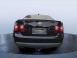 2010 Volkswagen Jetta 4dr Auto Limited