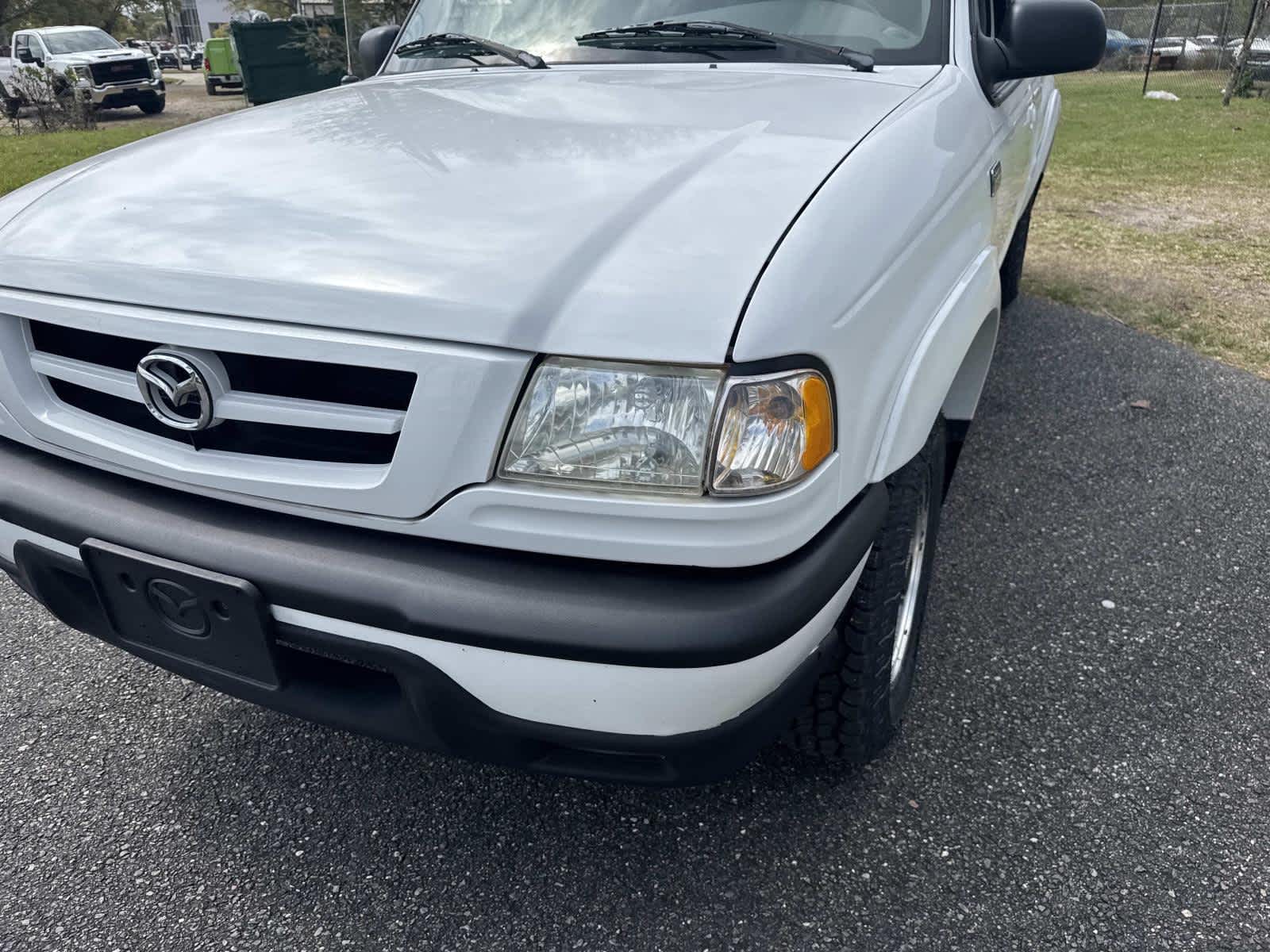 2002 Mazda Mazda B-Series 2WD DS