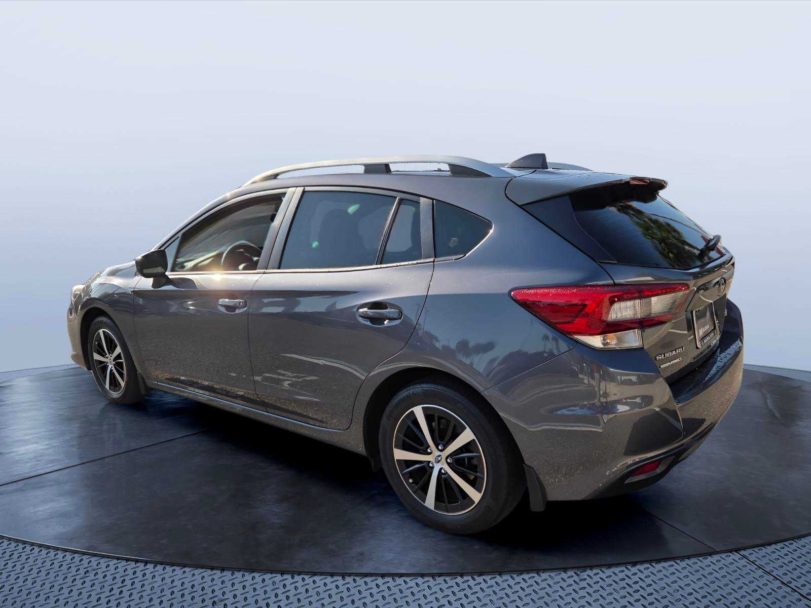 2022 Subaru Impreza Premium 5-door CVT