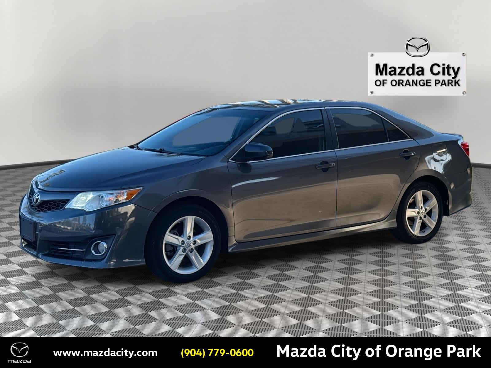 2014 Toyota Camry 4dr Sdn I4 Auto SE *Ltd Avail*