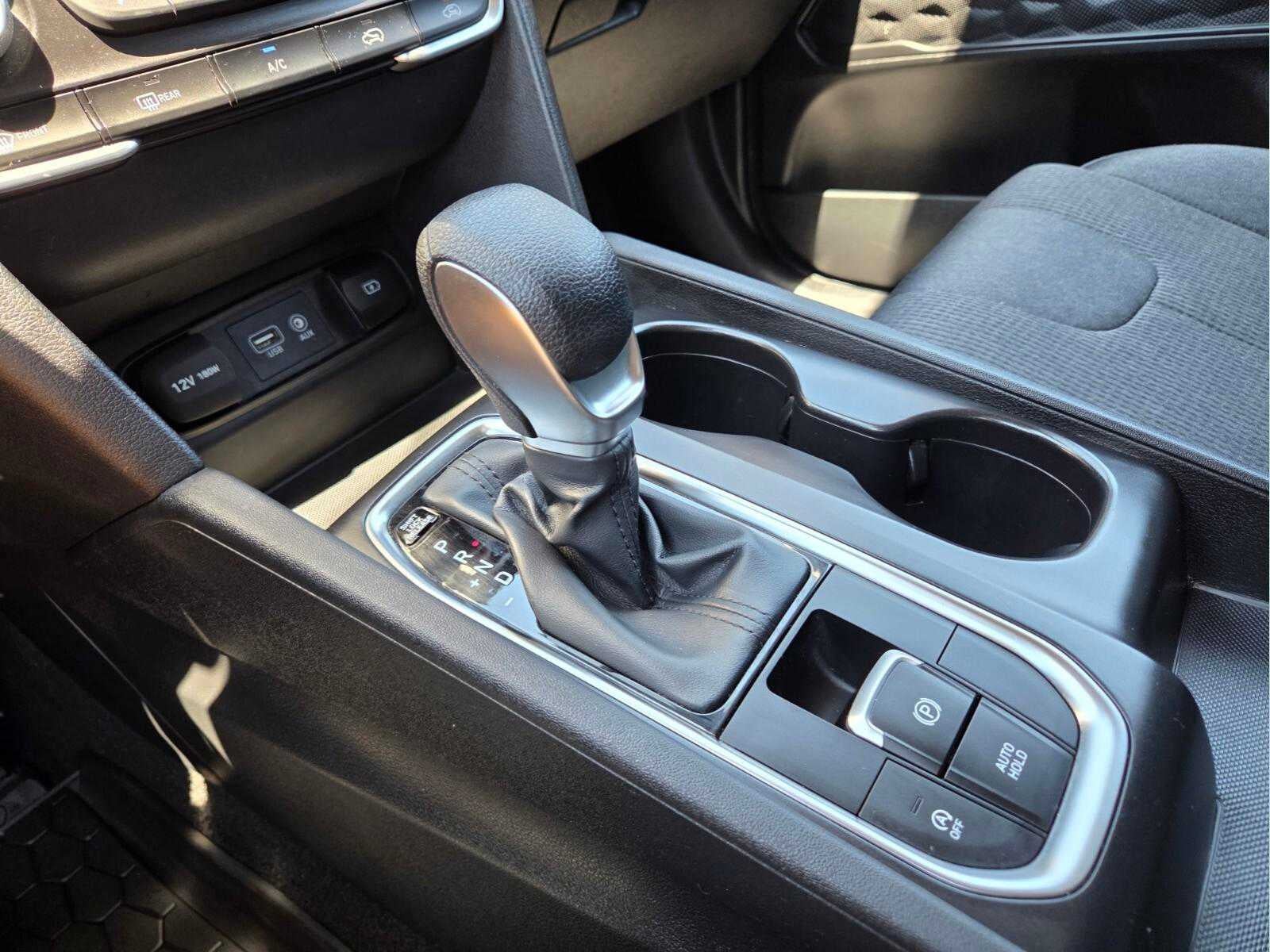 2019 Hyundai Santa Fe SE 2.4L Auto FWD
