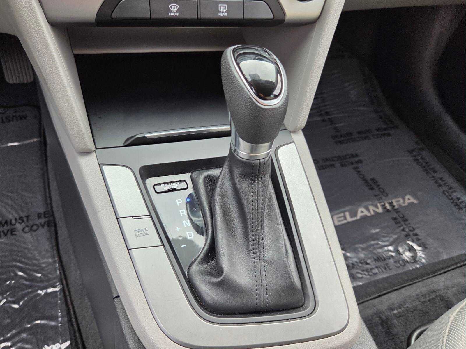 2018 Hyundai Elantra SE 2.0L Auto