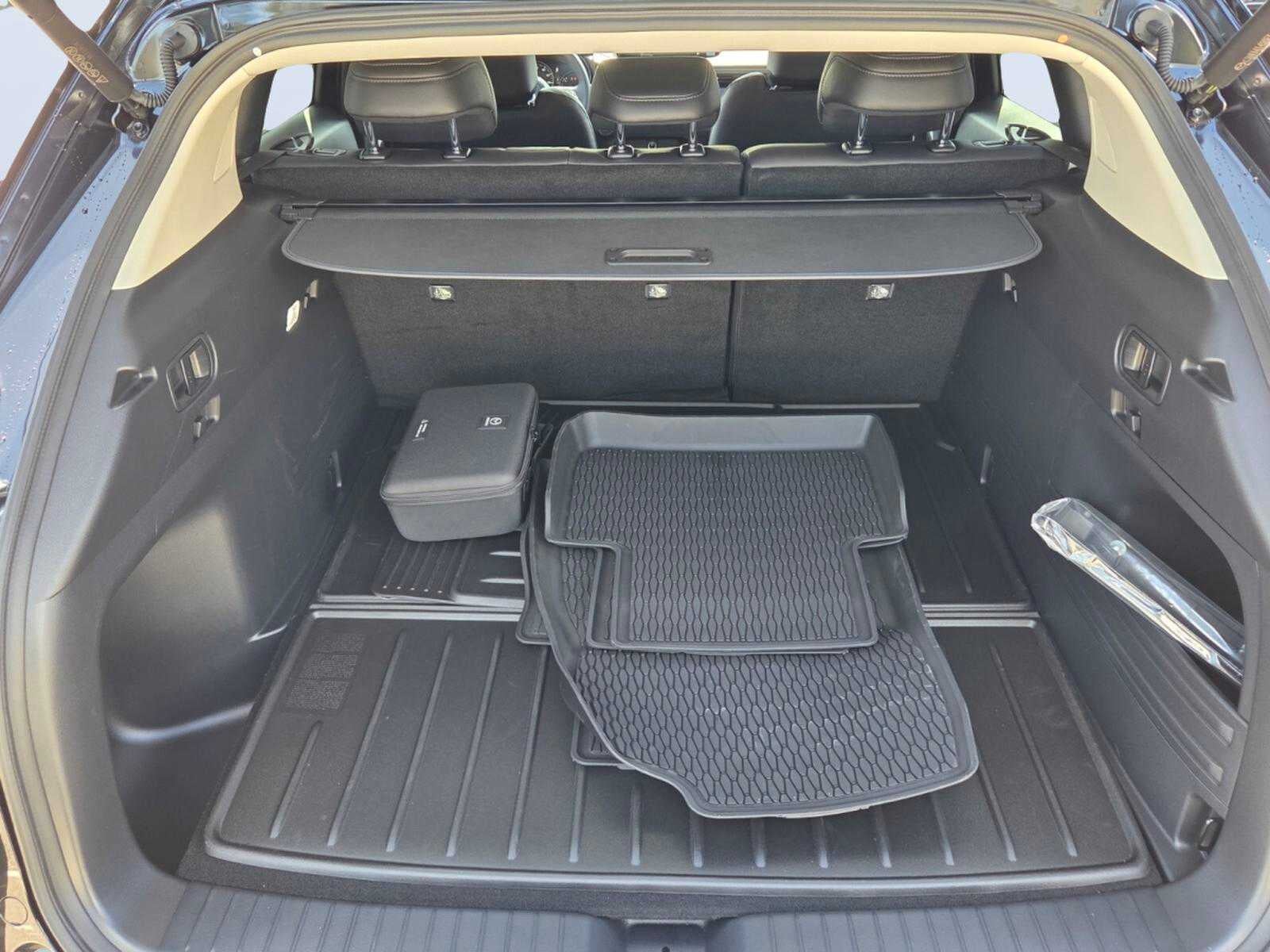 2026 Mazda Mazda CX-50 Hybrid Premium AWD