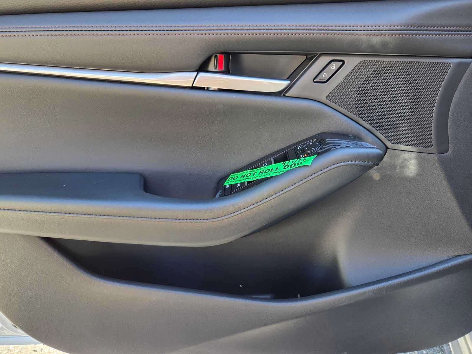 2026 Mazda Mazda3 Hatchback 2.5 S Select Sport