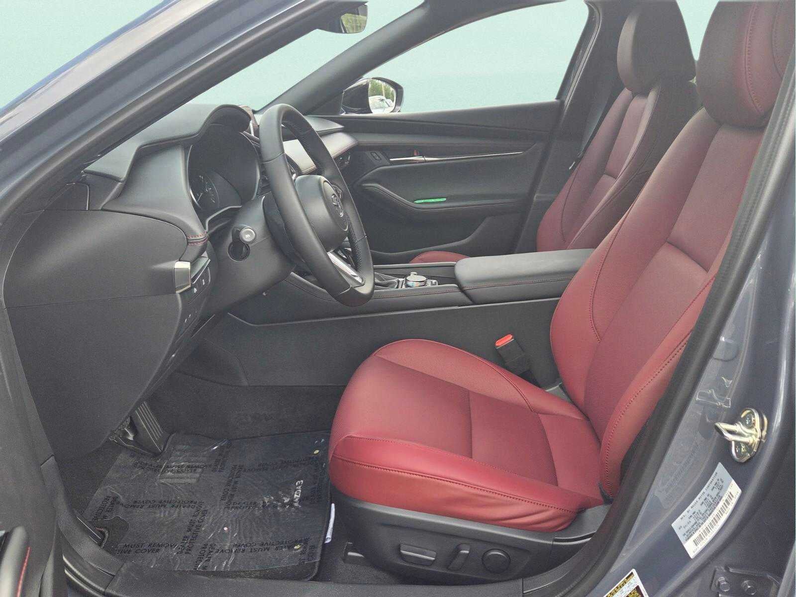 2026 Mazda Mazda3 Hatchback 2.5 S Carbon Edition AWD