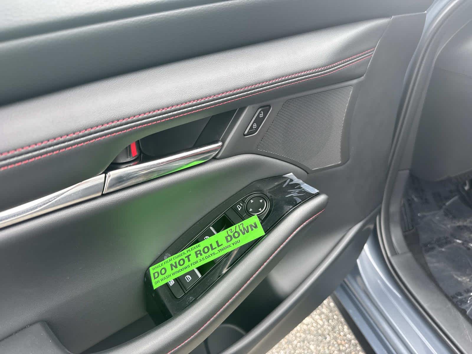 2026 Mazda Mazda3 Hatchback 2.5 S Carbon Edition AWD