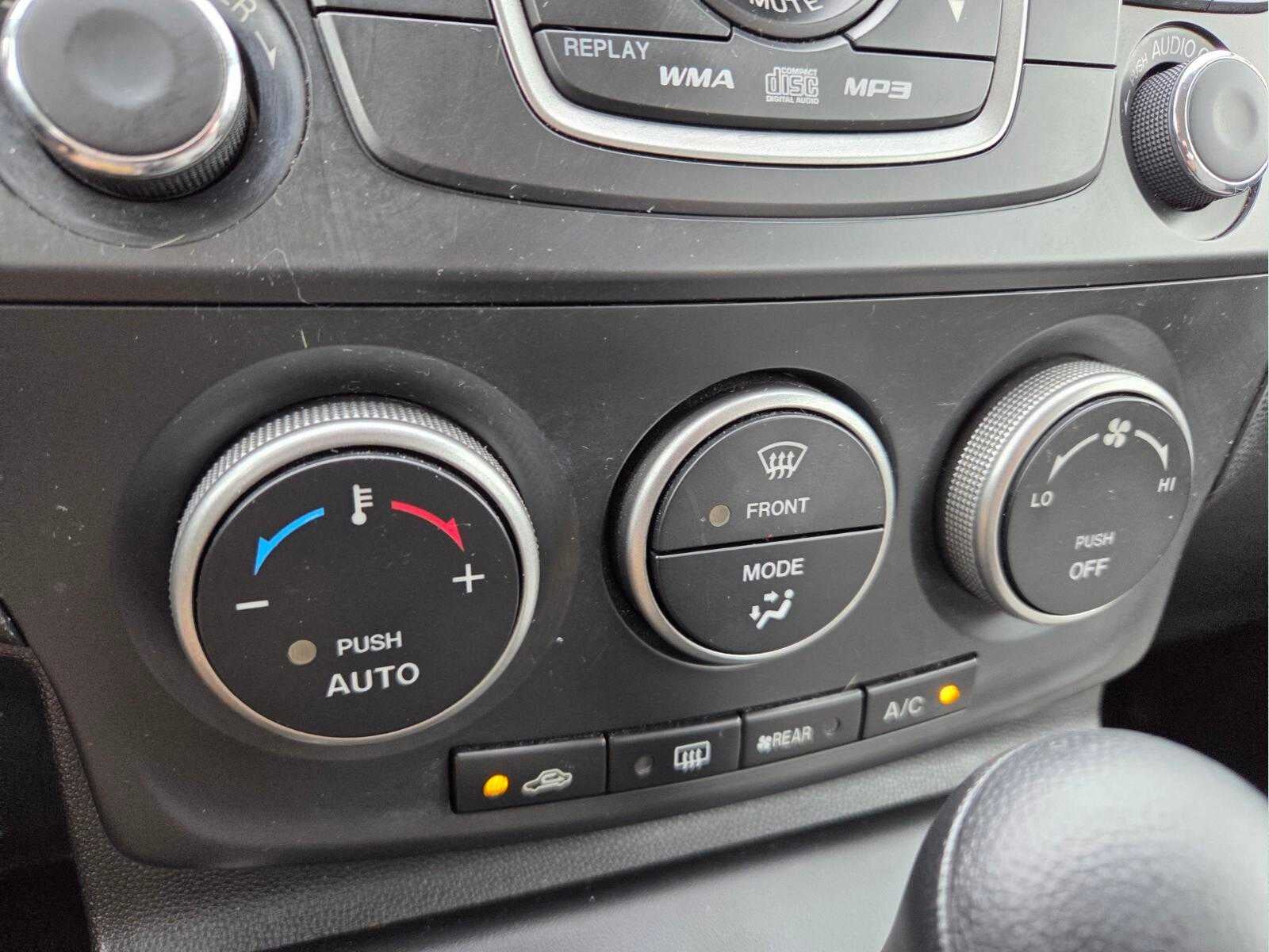 2012 Mazda MAZDA5 4dr Wgn Auto Sport