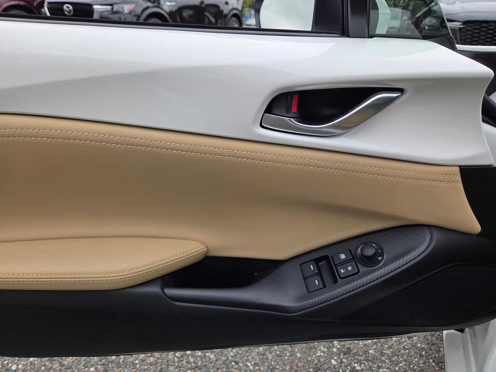 2026 Mazda Mazda MX-5 Miata RF Grand Touring