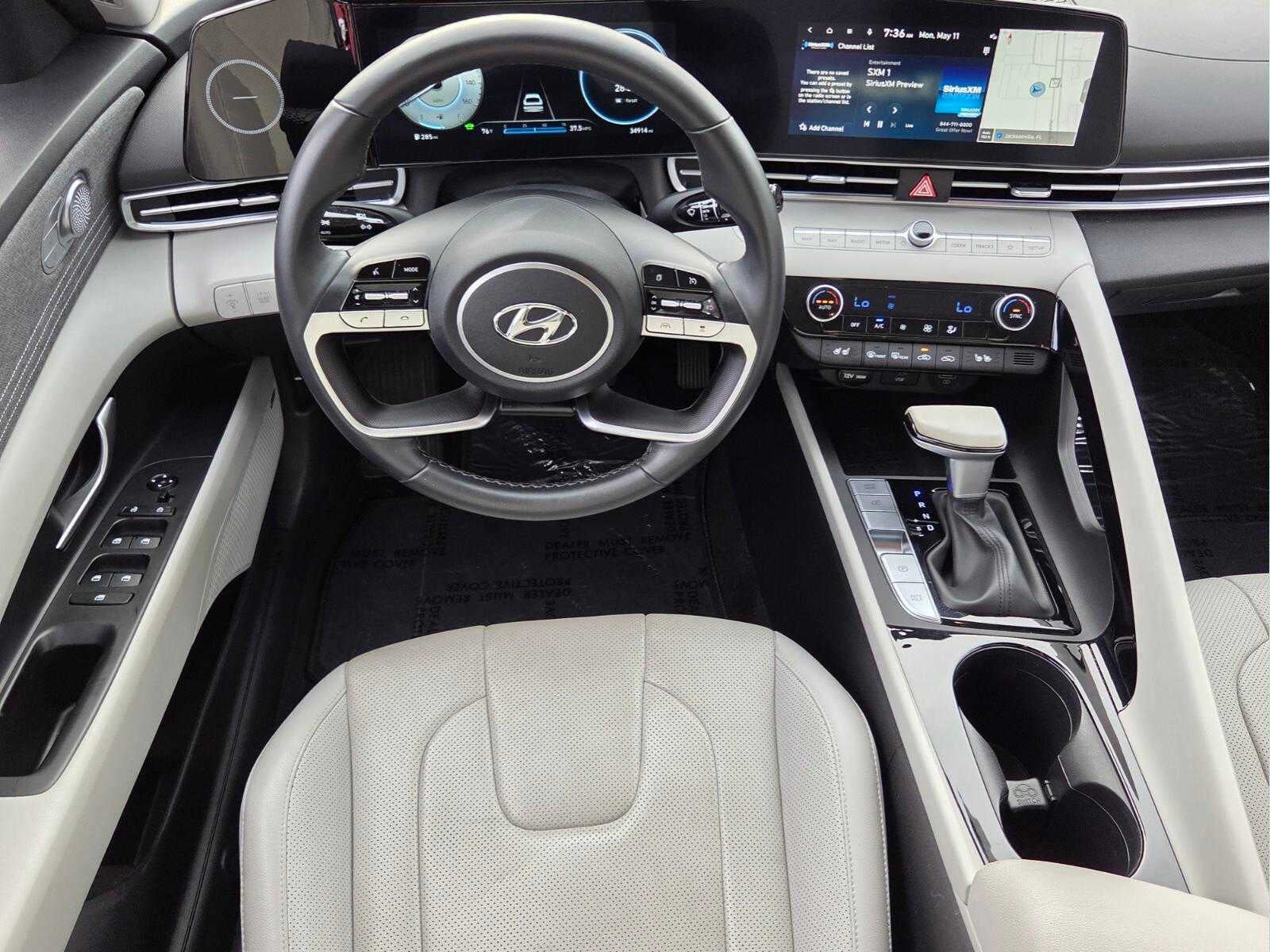 2023 Hyundai Elantra Hybrid Limited DCT