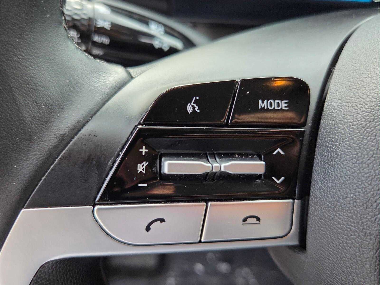 2023 Hyundai Elantra Hybrid Limited DCT
