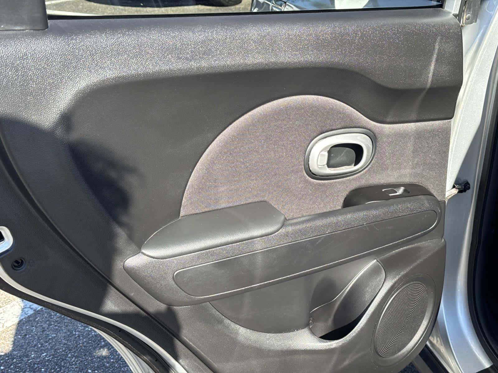 2018 Kia Soul + Auto