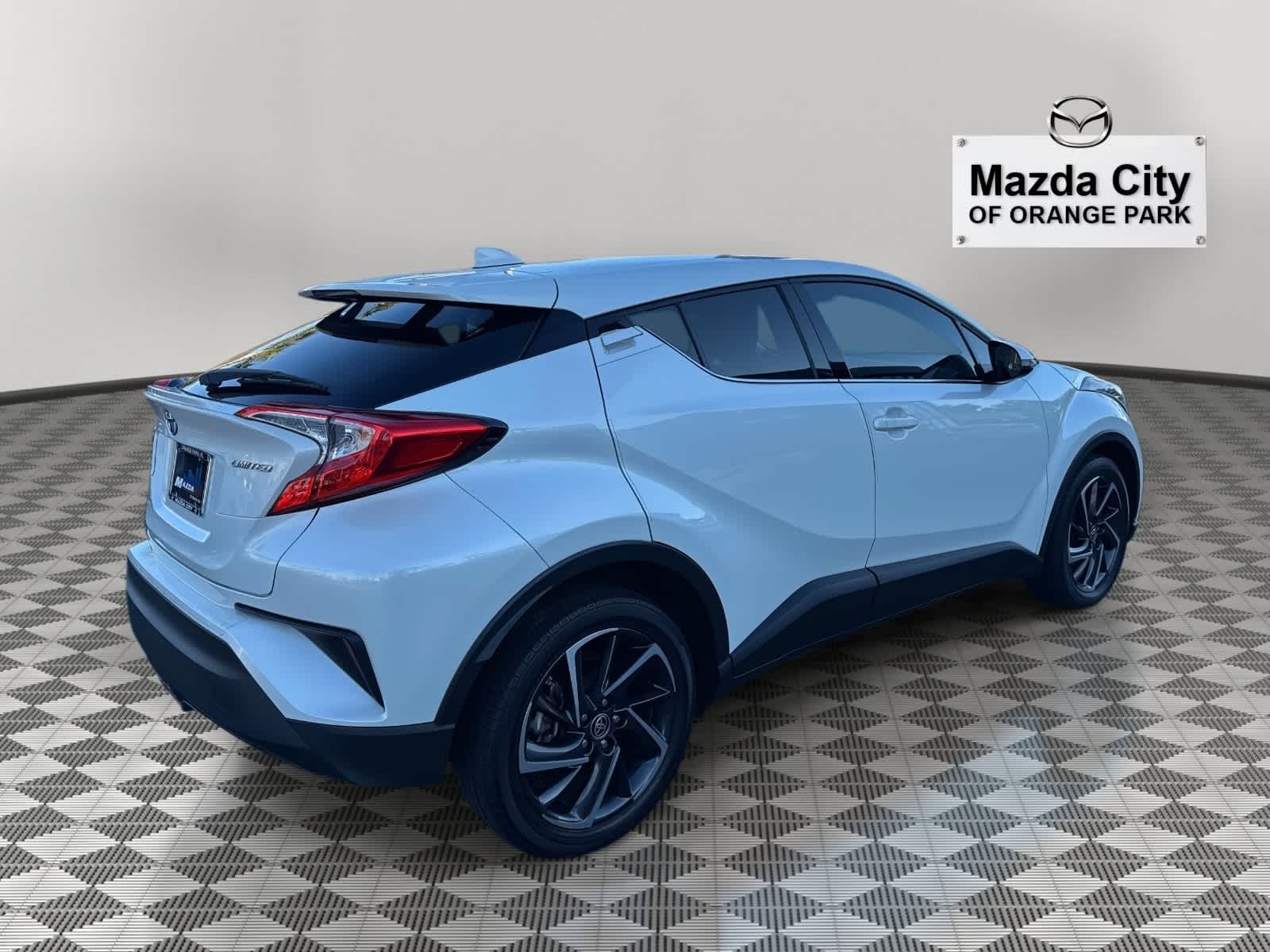 2021 Toyota C-HR Limited FWD