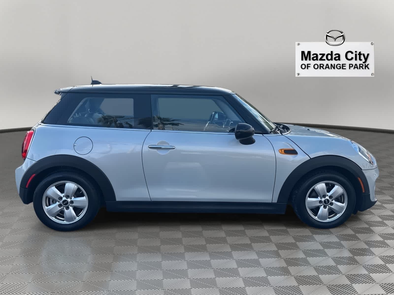 2014 MINI Hardtop 2 Door Cooper