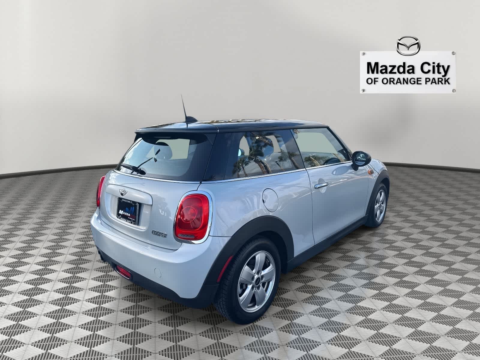 2014 MINI Hardtop 2 Door Cooper