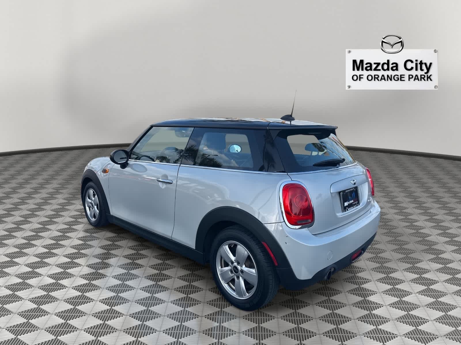 2014 MINI Hardtop 2 Door Cooper