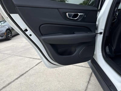 2023 Volvo V60 Cross Country B5 AWD Plus