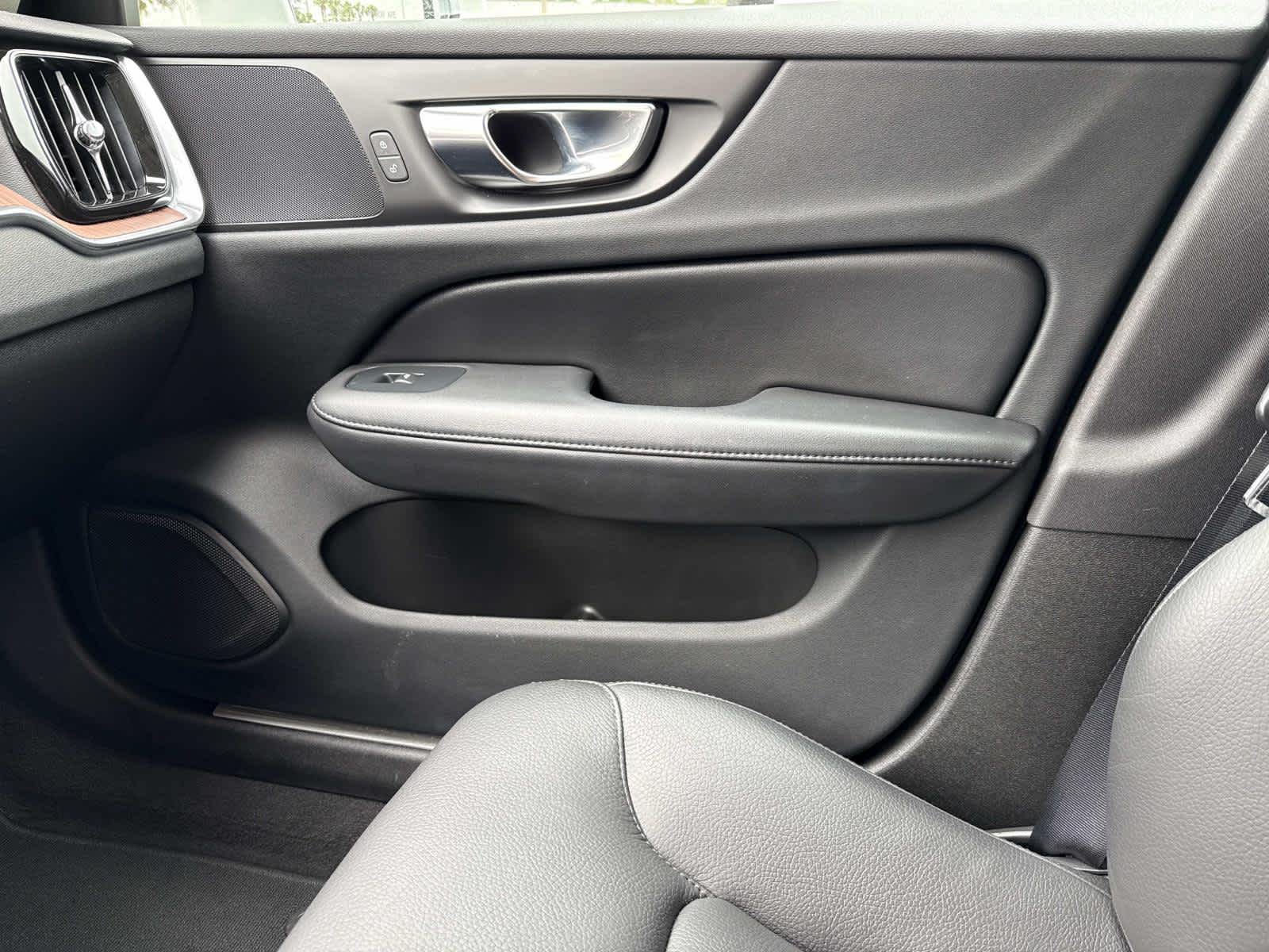 2023 Volvo V60 Cross Country B5 AWD Plus