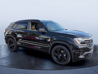 2026 Volkswagen Atlas Cross Sport 2.0T SEL R-Line Black
