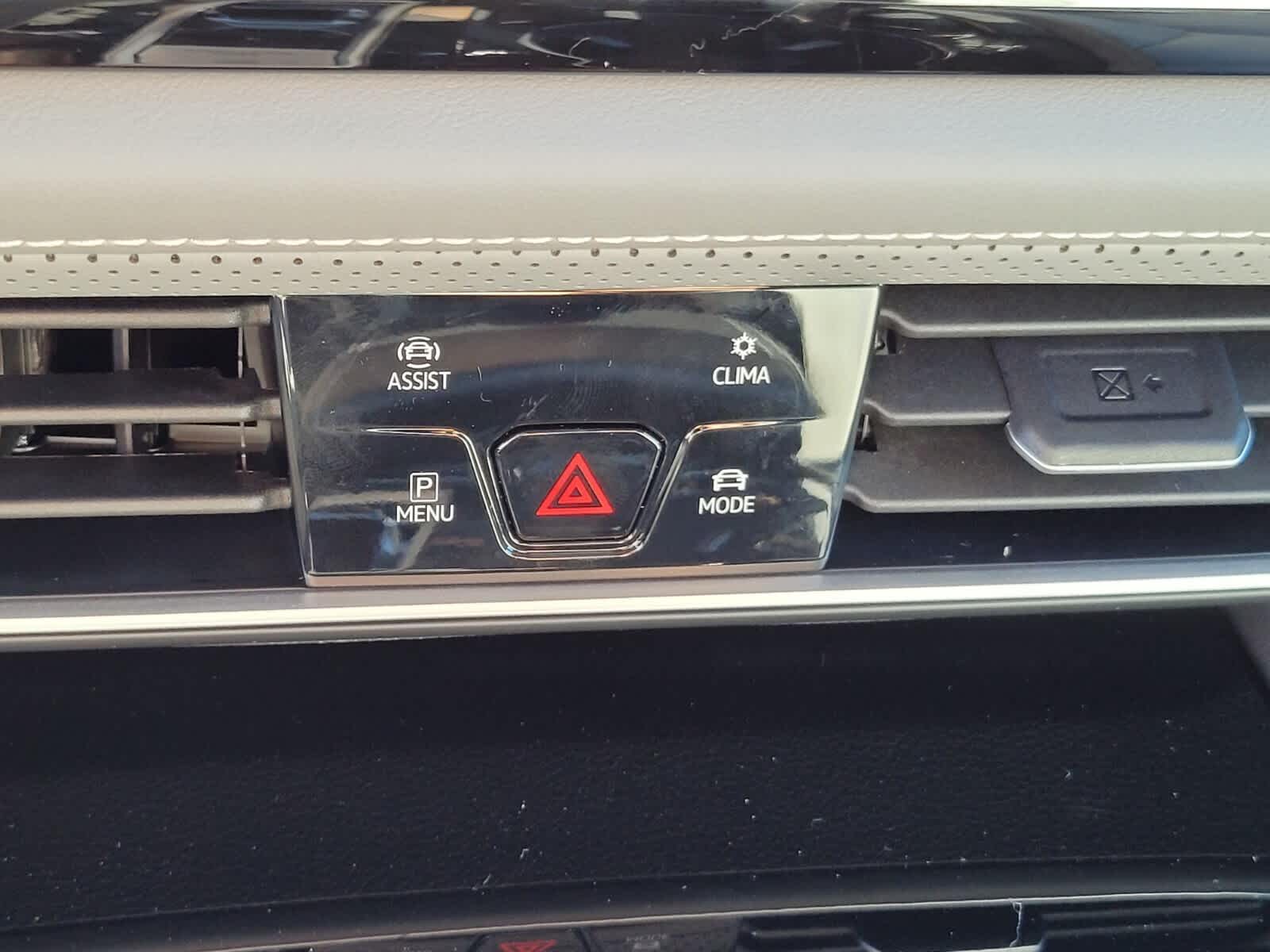 2026 Volkswagen Atlas Cross Sport 2.0T SEL R-Line Black