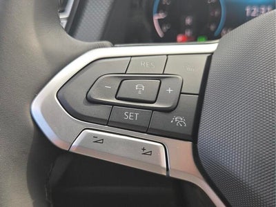 2026 Volkswagen Atlas Cross Sport 2.0T SEL R-Line Black