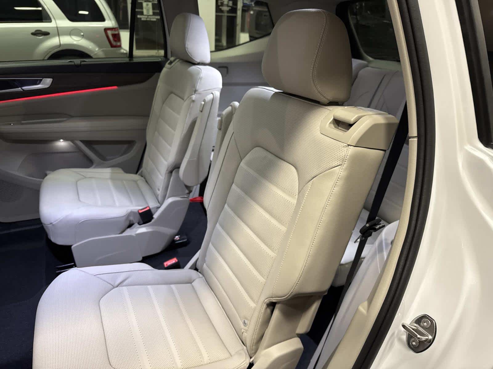 2026 Volkswagen Atlas 2.0T SEL