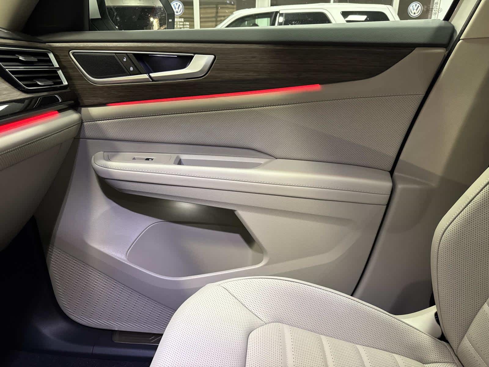 2026 Volkswagen Atlas 2.0T SEL