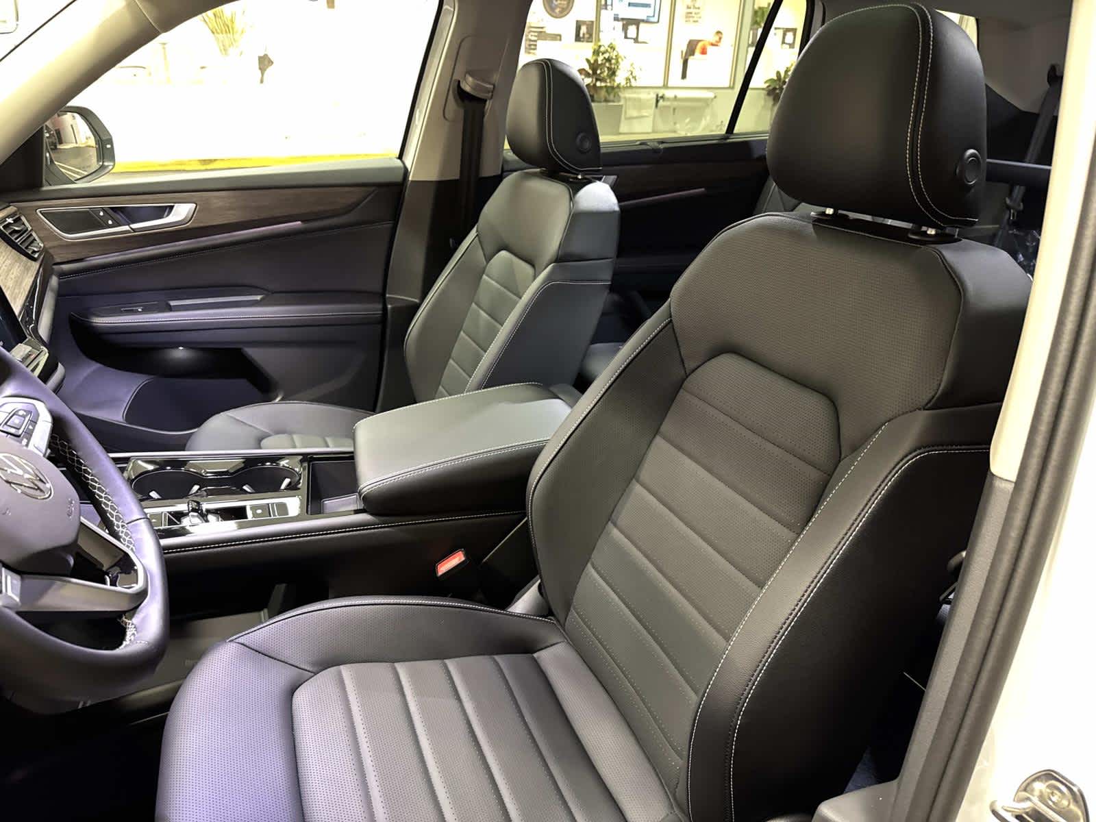 2026 Volkswagen Atlas 2.0T SEL