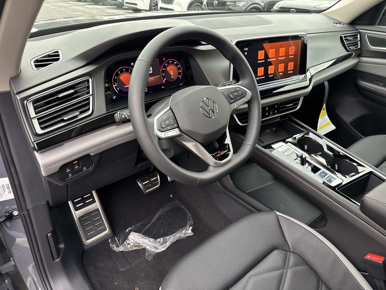 2026 Volkswagen Atlas 2.0T Peak Edition