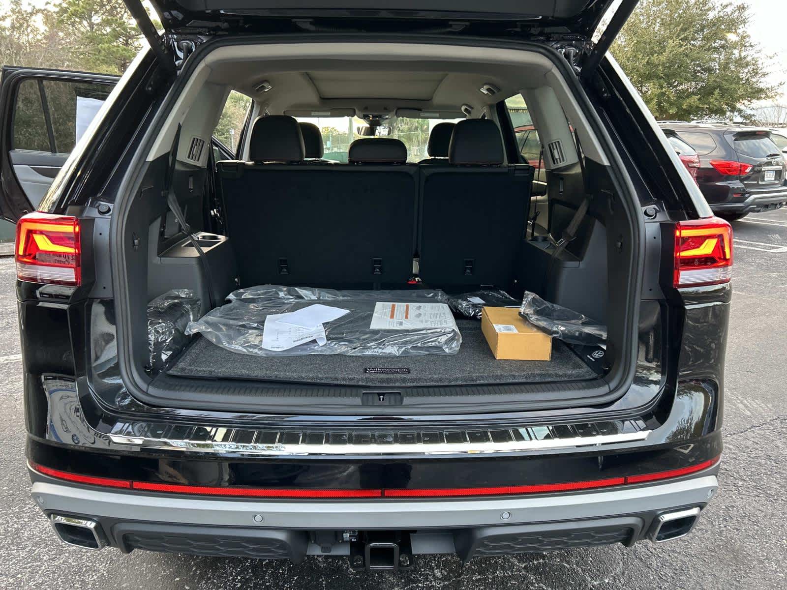 2026 Volkswagen Atlas 2.0T Peak Edition