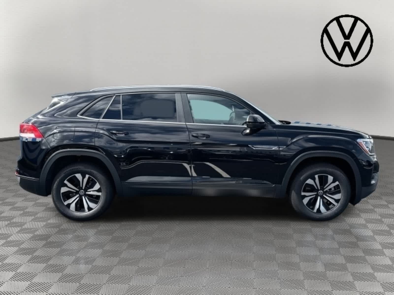 2026 Volkswagen Atlas Cross Sport 2.0T SE