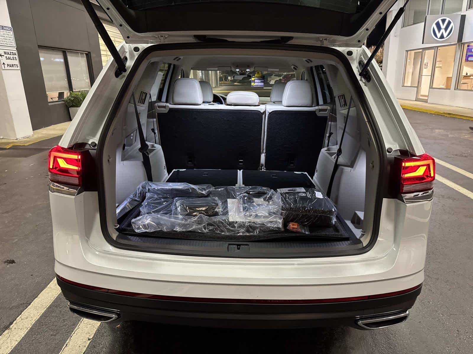 2026 Volkswagen Atlas 2.0T SE