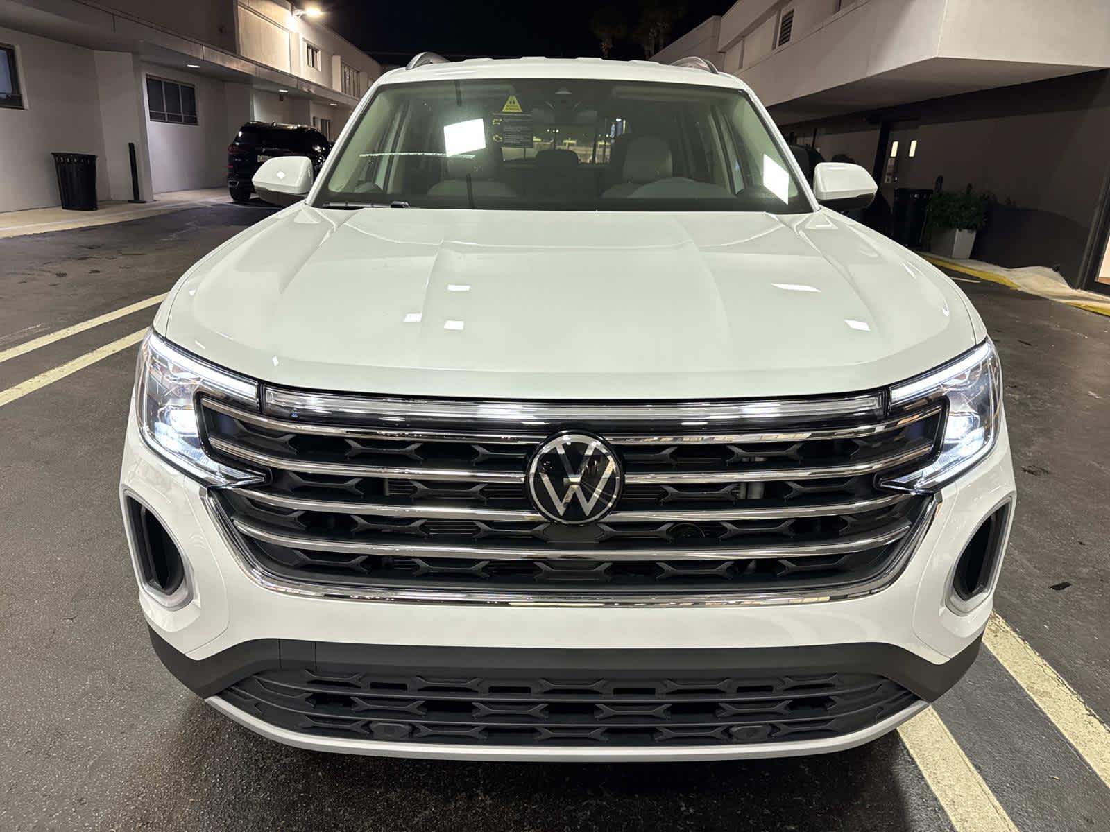 2026 Volkswagen Atlas 2.0T SE