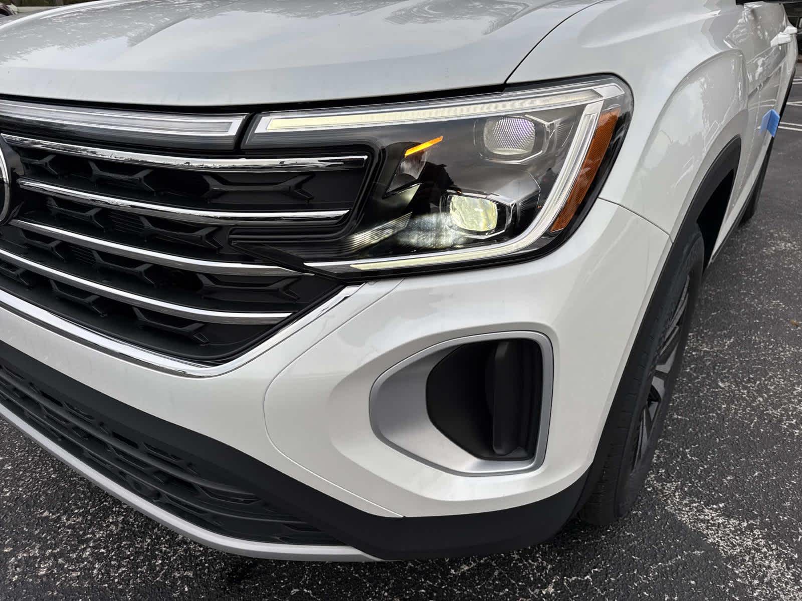 2026 Volkswagen Atlas 2.0T SE