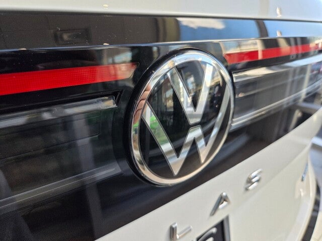 2027 Volkswagen Atlas SEL Premium R-Line