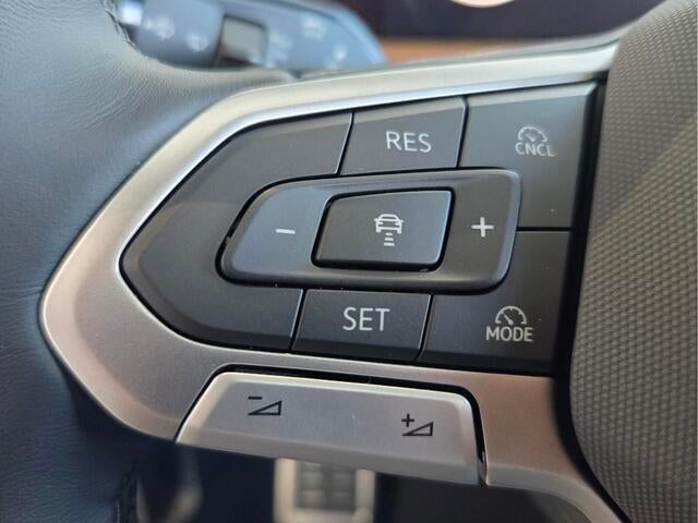 2027 Volkswagen Atlas SEL Premium R-Line