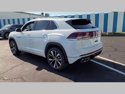 2026 Volkswagen Atlas Cross Sport 2.0T SEL Premium R-Line