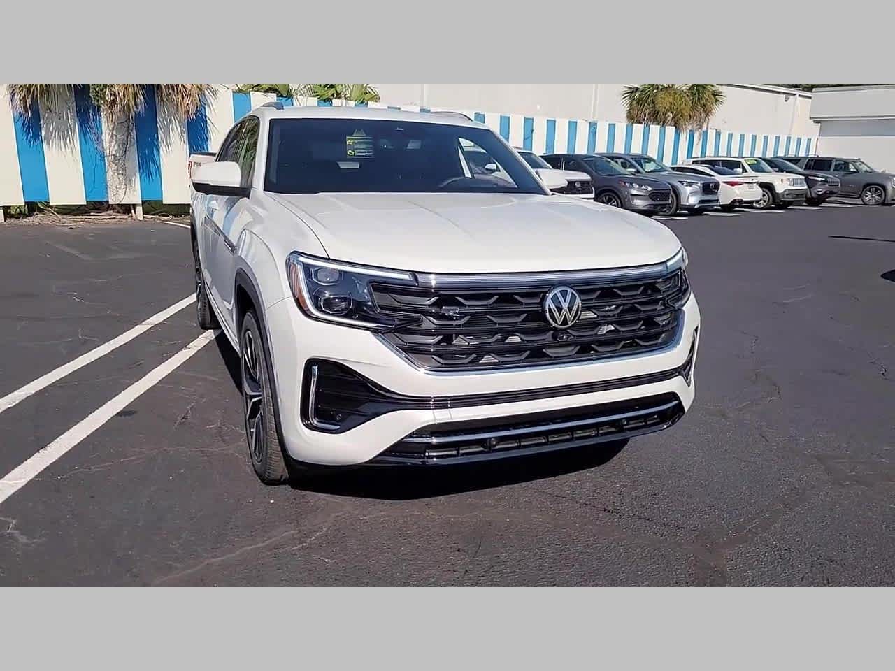 2026 Volkswagen Atlas Cross Sport 2.0T SEL Premium R-Line