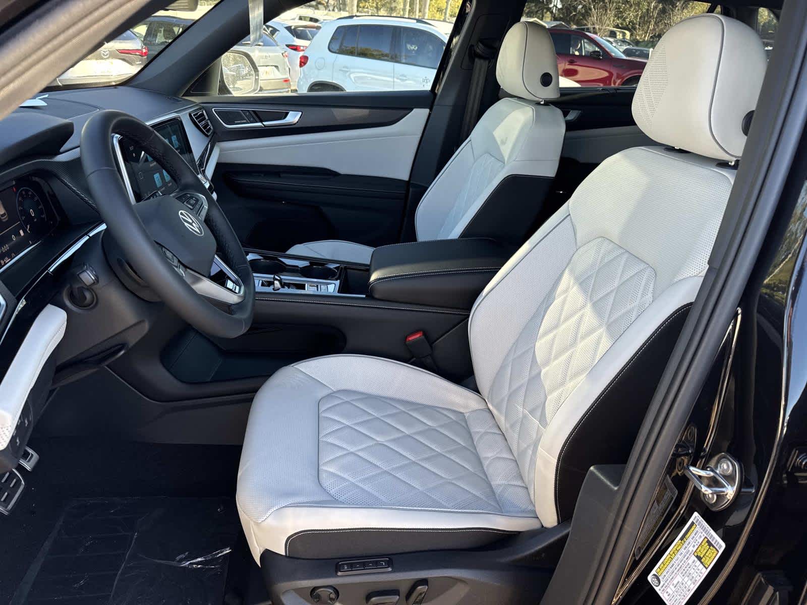 2026 Volkswagen Atlas Cross Sport 2.0T SEL Premium R-Line