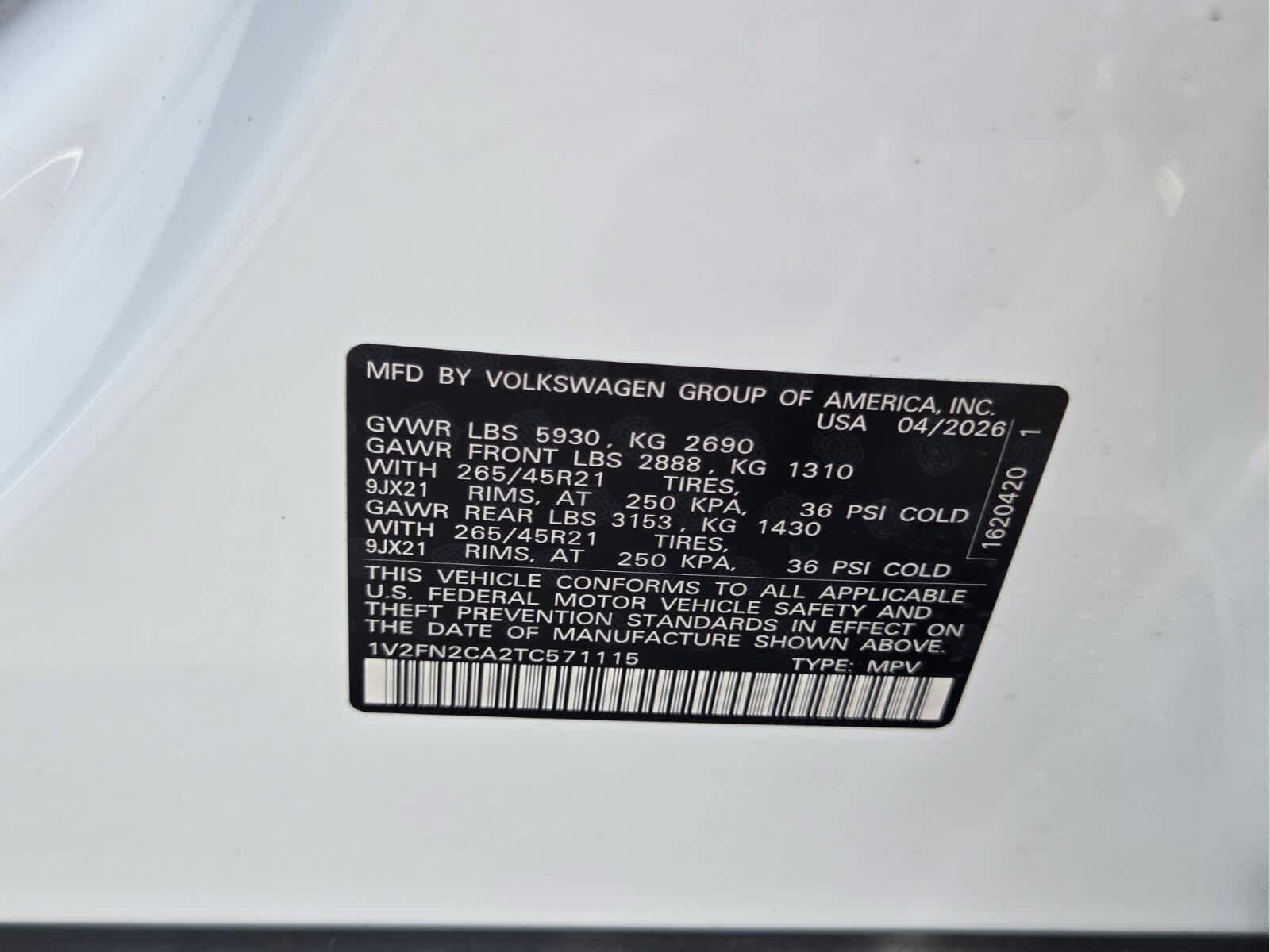 2026 Volkswagen Atlas 2.0T SEL Premium R-Line