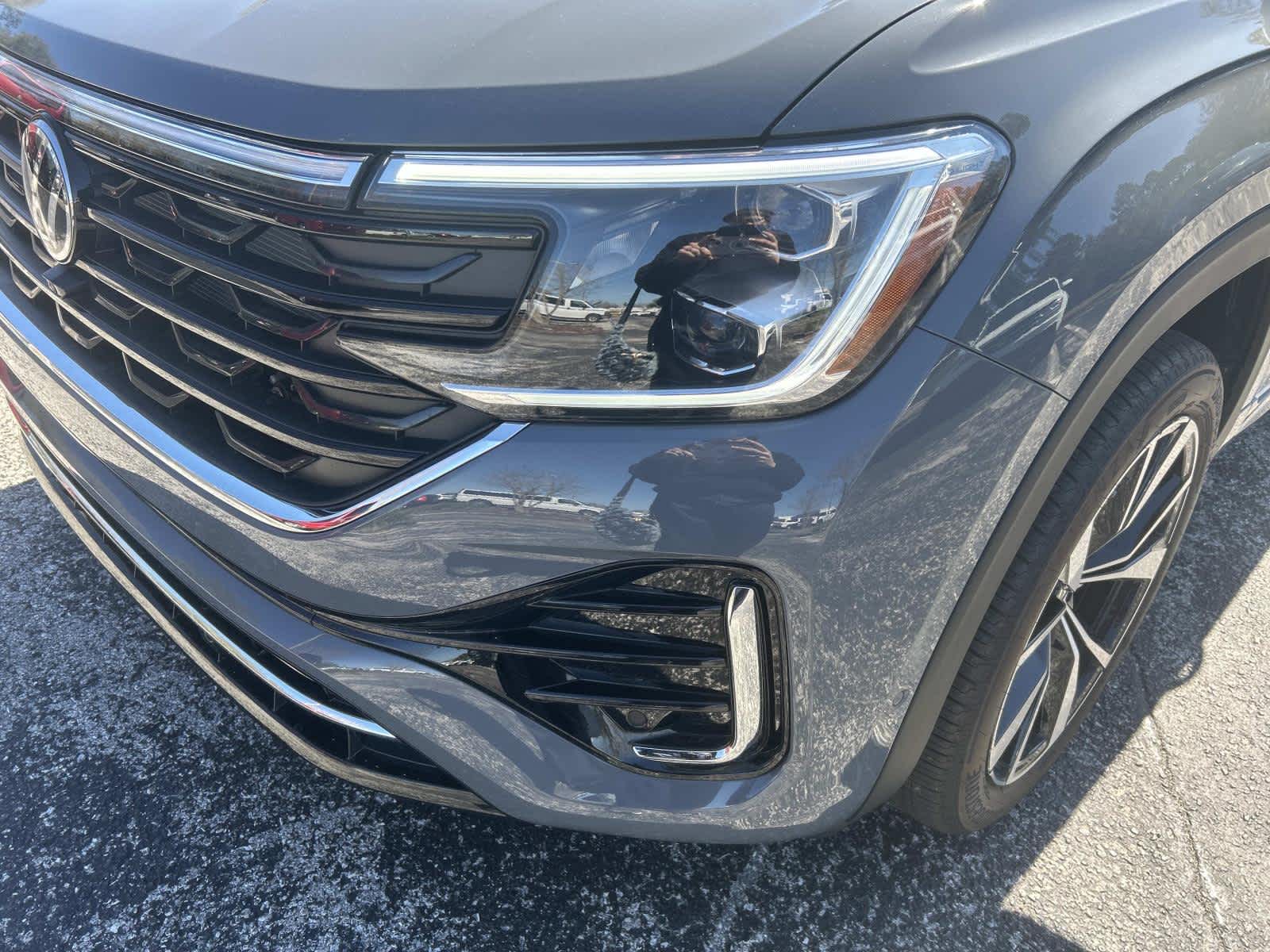 2026 Volkswagen Atlas 2.0T SEL Premium R-Line