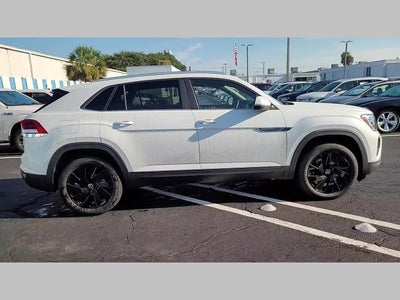 2026 Volkswagen Atlas Cross Sport 2.0T SE w/Technology