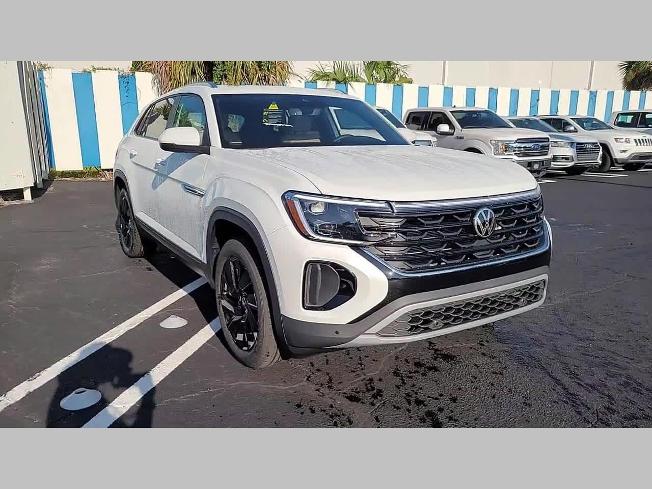 2026 Volkswagen Atlas Cross Sport 2.0T SE w/Technology