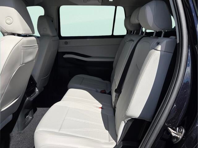2027 Volkswagen Atlas SE w/Technology