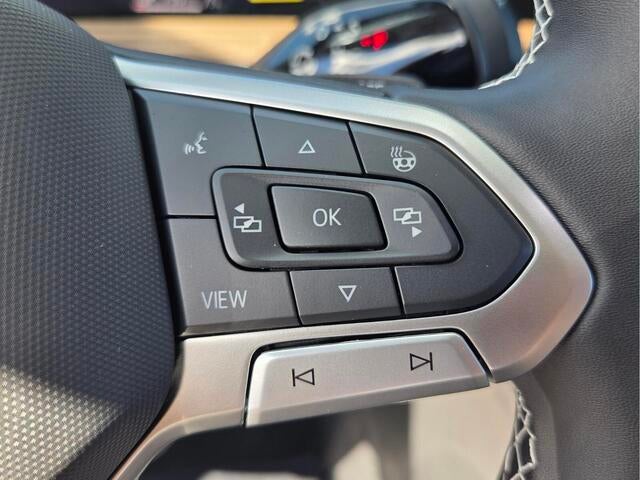 2027 Volkswagen Atlas SE w/Technology