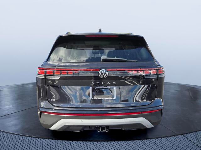 2027 Volkswagen Atlas SE w/Technology