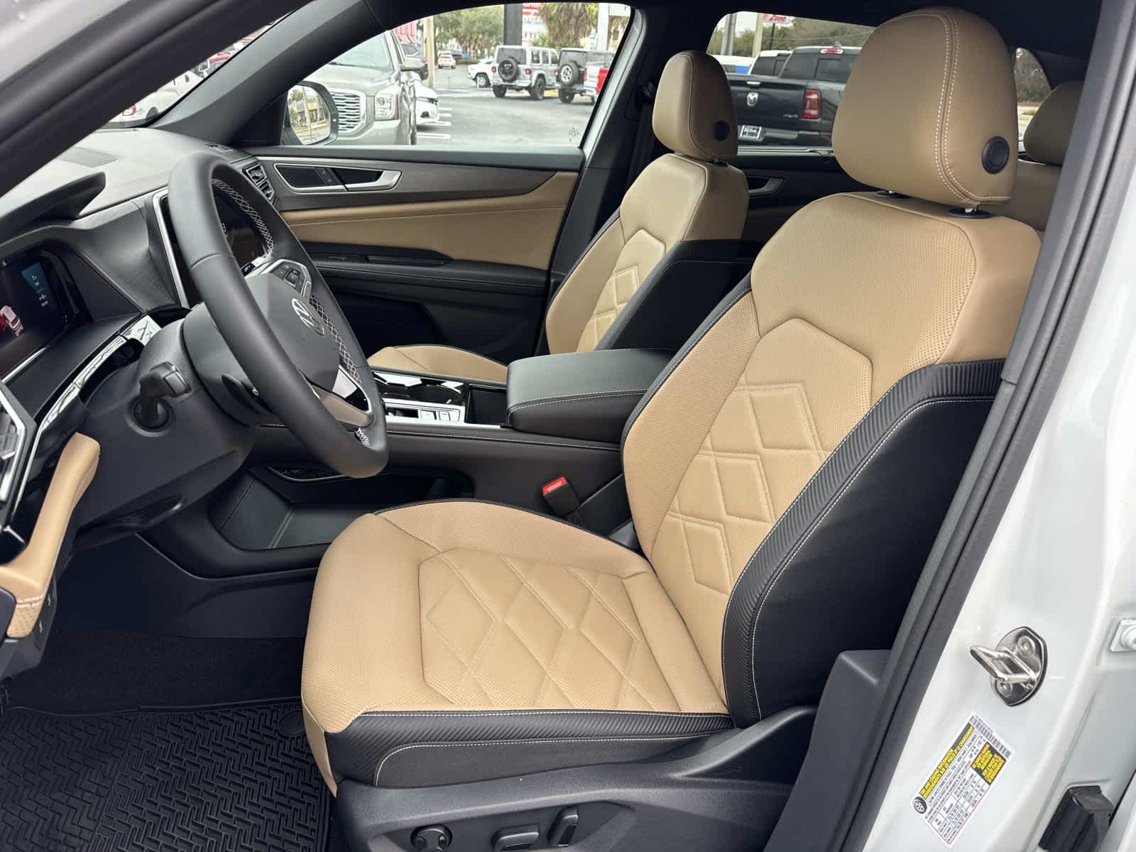 2026 Volkswagen Atlas Cross Sport 2.0T SE w/Technology