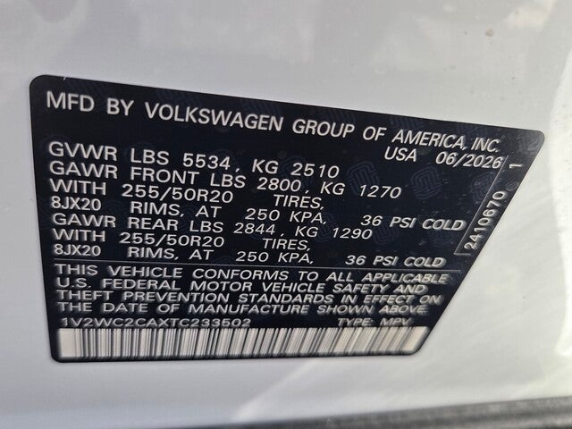 2026 Volkswagen Atlas Cross Sport 2.0T SE w/Technology