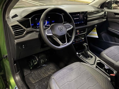 2026 Volkswagen Taos SE Black