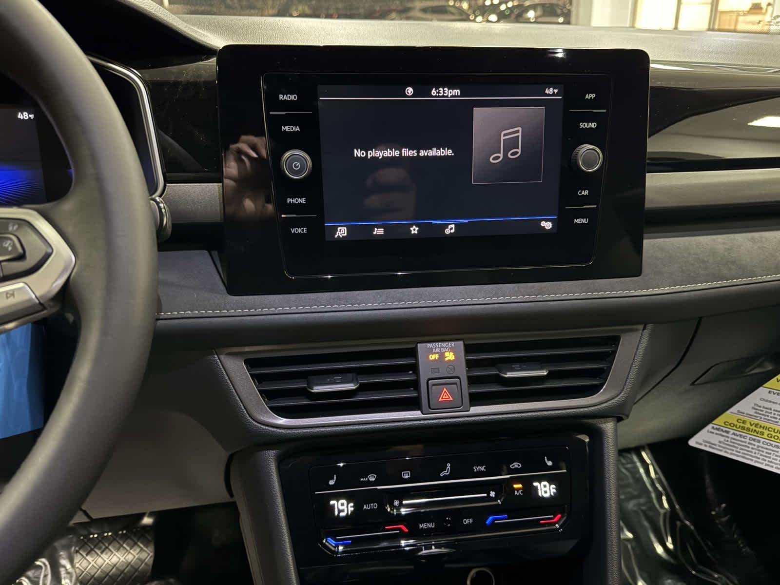 2026 Volkswagen Taos SE Black